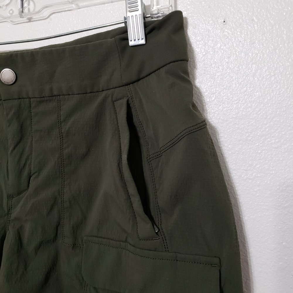 Athleta Short - Picture 2 of 11